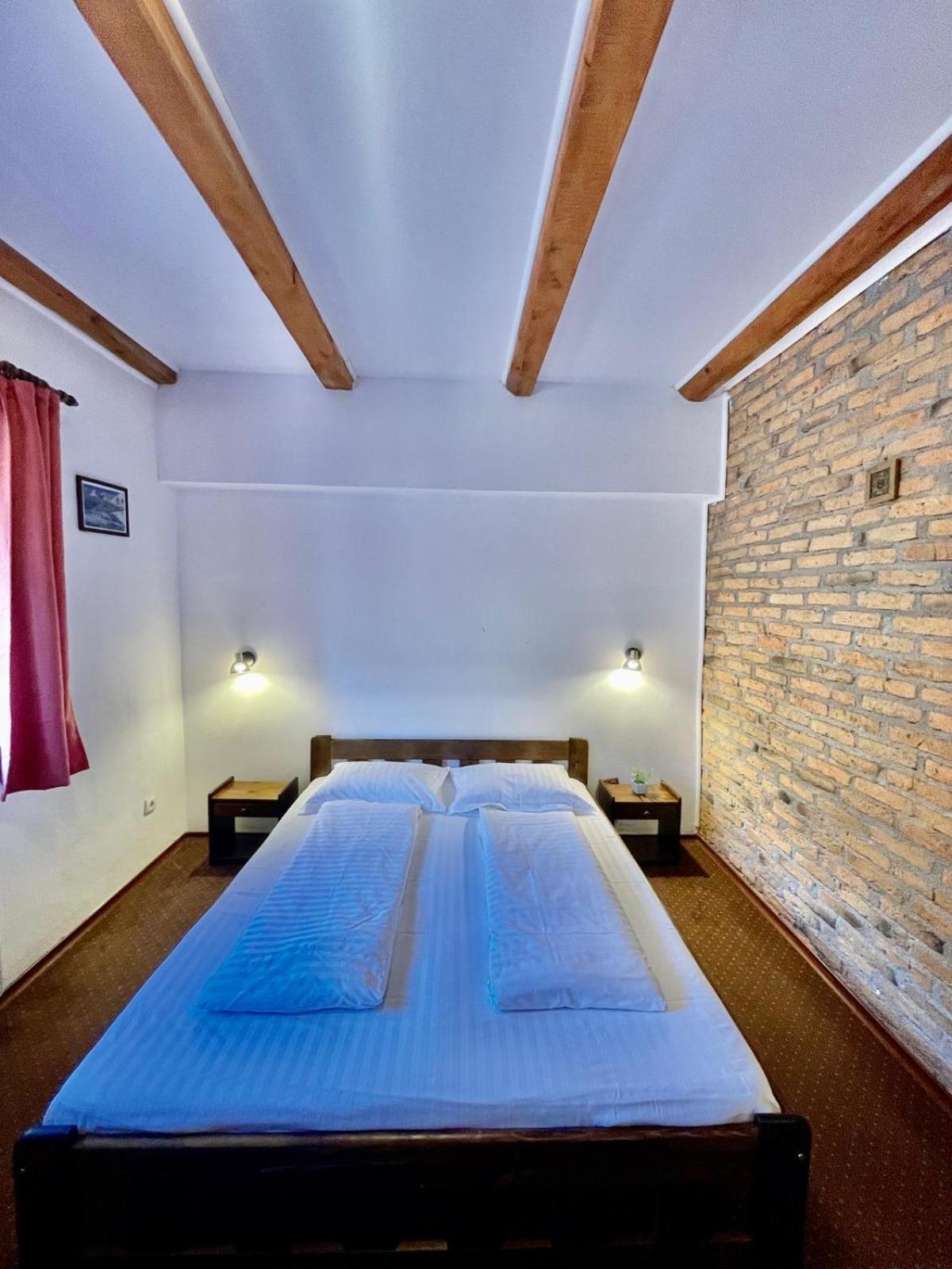 Resort 7 Crai - Cabana Craiul Crailor Zărneşti Exterior foto